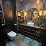 Modern Japan Style Warsaw 24 H Check In
